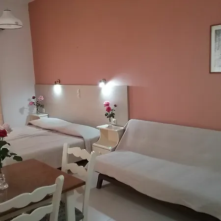 Ilona Apartment *
